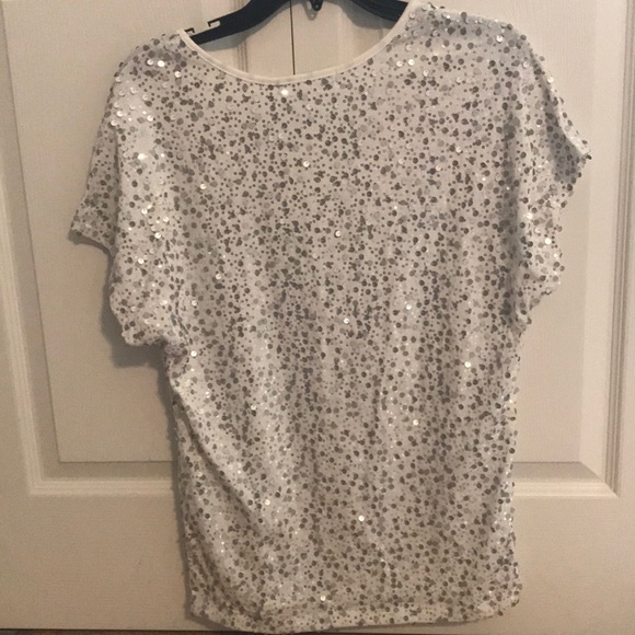 Women’s top - Picture 2 of 2